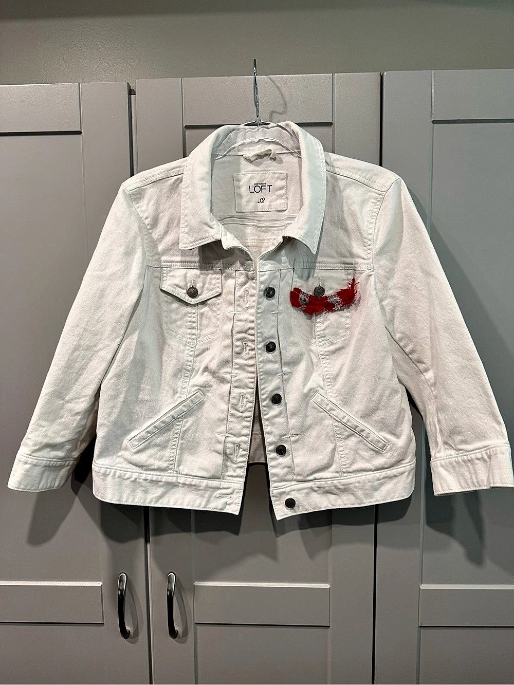 One of a Kind Ann Taylor LOFT Ohio State Applique White Jean Jacket Size 12 Like